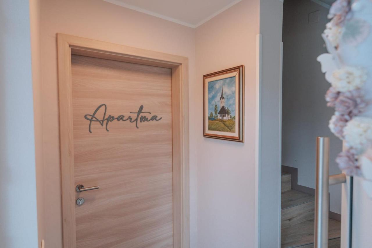 Apartma Lamberger Zirovnica Exteriér fotografie