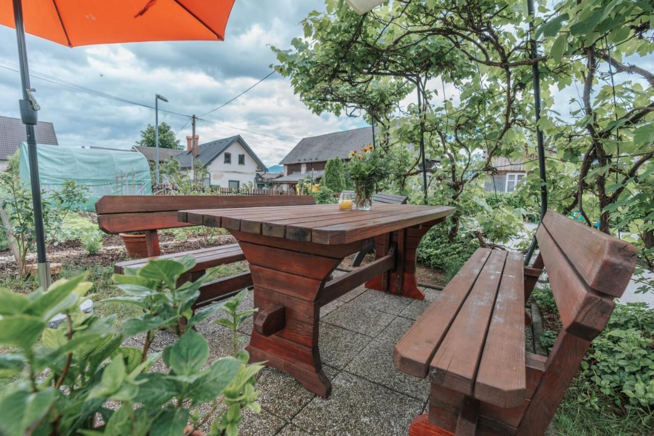 Apartma Lamberger Zirovnica Exteriér fotografie