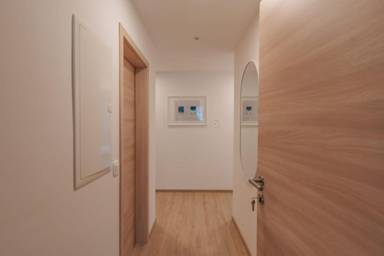 Apartma Lamberger Zirovnica Exteriér fotografie