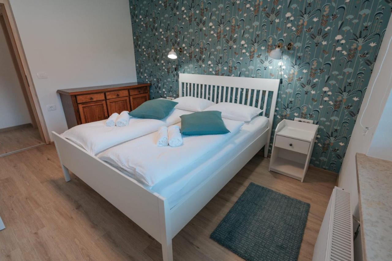 Apartma Lamberger Zirovnica Exteriér fotografie